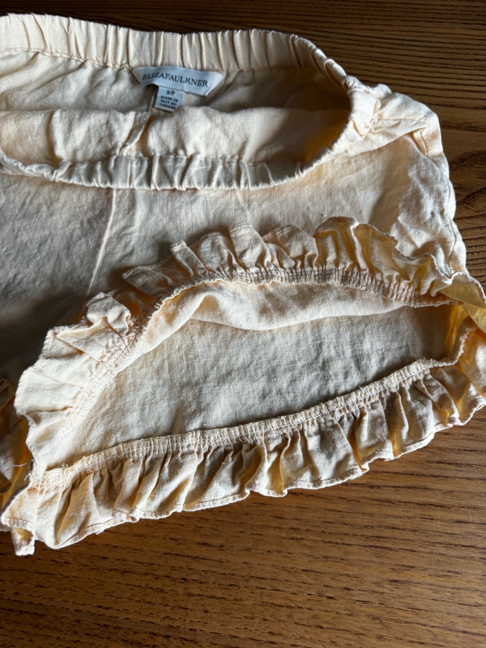 Eliza Faulkner Baxter Ruffle Linen Shorts (Small) - Picture 4 of 6